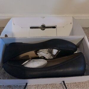 ALDO Black Slip-On Flats (Size 8)